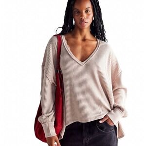 Altar'd State Waffle Knit Thermal V-Neck Top Taupe Beige Oversized XS